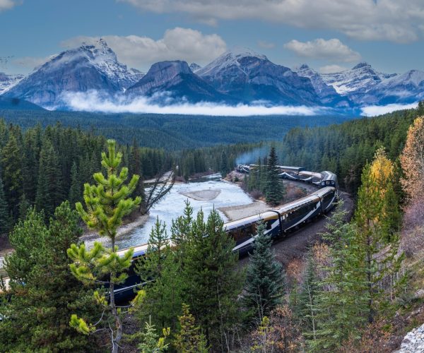 Top 10 best luxury train rides across the globe